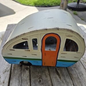 Belavi Colorful Metal Camper Figurine